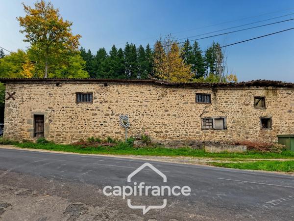 Grange de plus de 135 m² à vendre CELLES SUR DUROLLE (63)