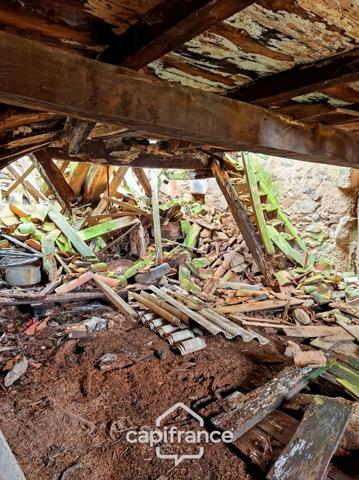 Grange de plus de 135 m² à vendre CELLES SUR DUROLLE (63)