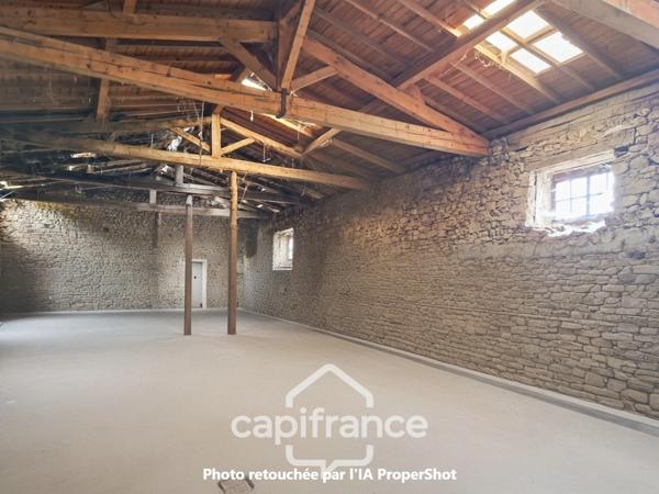 Grange de plus de 135 m² à vendre CELLES SUR DUROLLE (63)