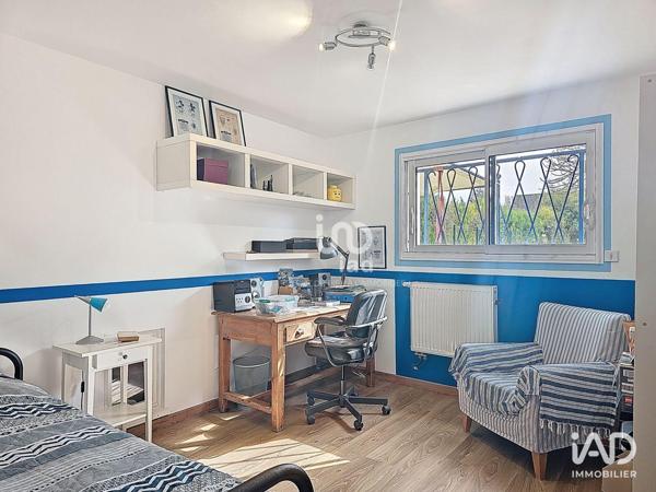 Maison à vendre 8 pièces 205 m² Épône