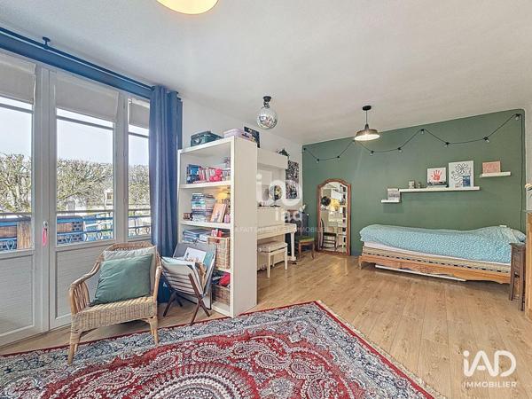 Maison à vendre 8 pièces 205 m² Épône