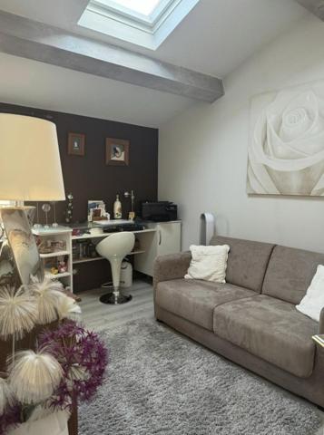 Maison de caractère avec vue panoramique dégagée,