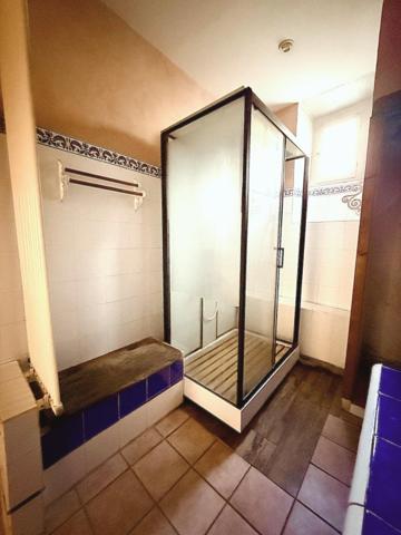 Vente / Appartement à rénover à Narbonne (11100)