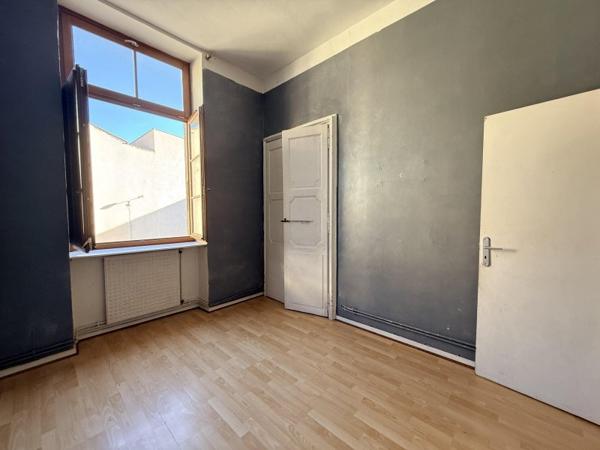 Vente / Appartement à rénover à Narbonne (11100)