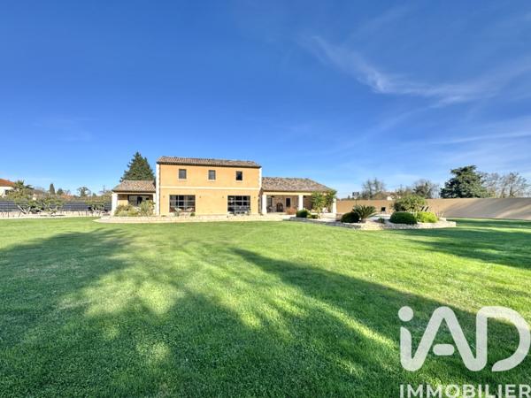 Maison à vendre 6 pièces 205 m² Tarascon