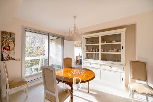 Neuilly-sur-Seine, Appartement 2 Chambres -  109 m² à vendre