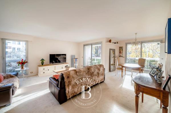 Neuilly-sur-Seine, Appartement 2 Chambres -  109 m² à vendre