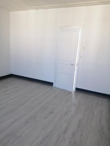Appartement
                                                                                                                                                                                                                                                                                                                        1 pièce(s)                                                                                                                                                                                                                                                                                                                              29.7  m²