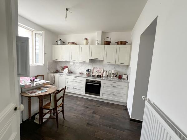 MAISON BOURGEOISE 132m² - 4 CHAMBRES - GARAGE - JARDIN