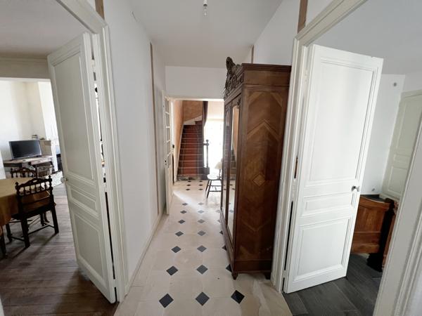 MAISON BOURGEOISE 132m² - 4 CHAMBRES - GARAGE - JARDIN