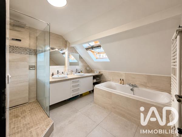 Maison à vendre 9 pièces 200 m² Villeparisis
