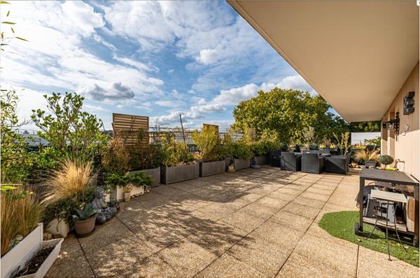 Appartement dernier étage terrasse 63 m² Châtenay-Malabry DPE C