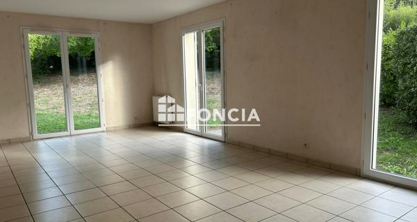 Location Maison 5 pièces 102.01 m² - Quimper 29000