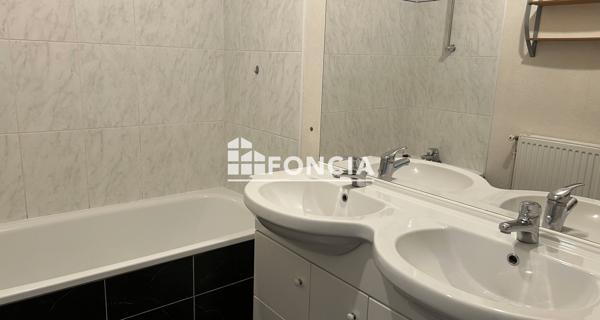 Location Maison 5 pièces 102.01 m² - Quimper 29000