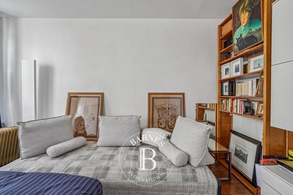 Paris 7ème, Appartement 2 Chambres -  64 m² à vendre