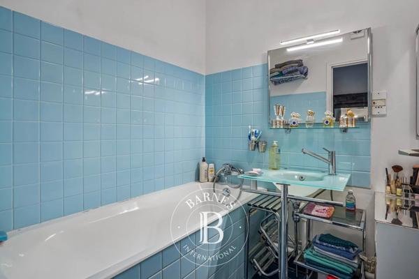 Paris 7ème, Appartement 2 Chambres -  64 m² à vendre