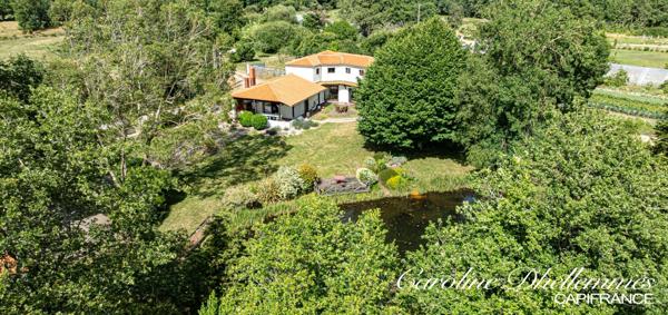 Propriété familiale de caractère – 218 m² – Parc arboré de 3 000 m² – Dépendance 65 m² - Le Château d'Olonne
