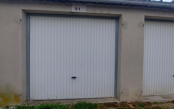 Stationnement à louer    15 m2 Saâcy-sur-Marne