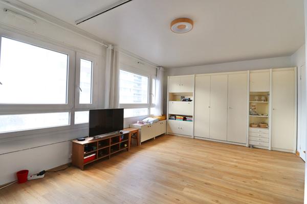 Studio de 36.67 m2 - PARIS XIII