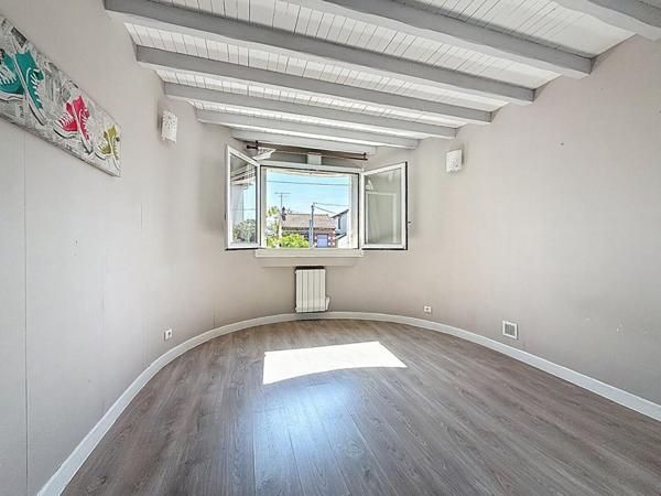 Maison Villejuif  4 pièce(s) 90 m2