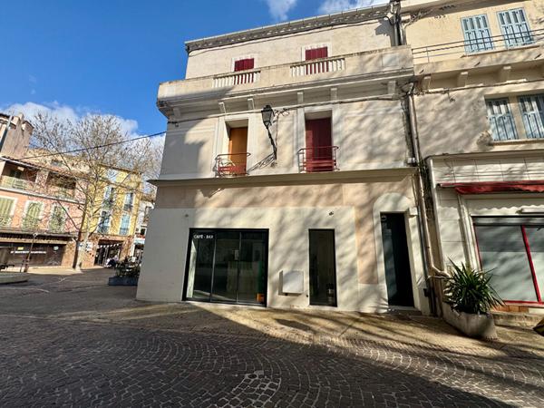 Immeuble à vendre à Martigues - Bon état, idéal investisseur