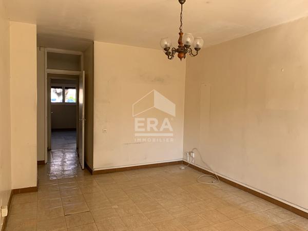 A VENDRE 13015  MARSEILLE 15EME APPARTEMENT  T2 46M², CAVE, PLACE DE PARKING  RESIDENCE VAL DES PINS