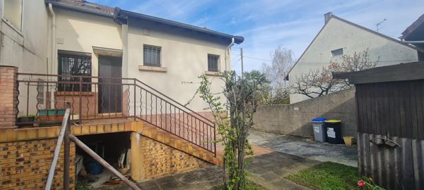 Secteur Quesnay Maison Livry Gargan 3 pièce(s) 80 m2 sur un terrain de 405m²