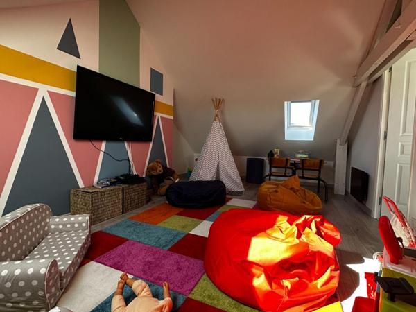 Maison Crevin 8 pièce(s) 170 m2 + sous sol + dependances de 60 m²