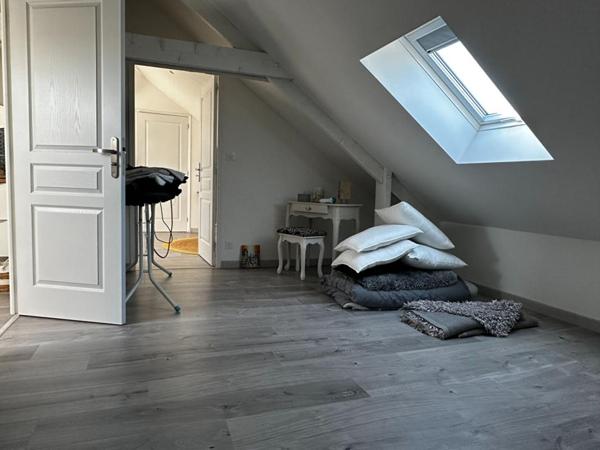 Maison Crevin 8 pièce(s) 170 m2 + sous sol + dependances de 60 m²