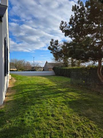 Maison Crevin 8 pièce(s) 170 m2 + sous sol + dependances de 60 m²