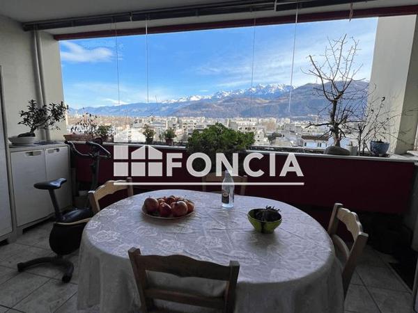 À vendre Appartement 5 pièces 99 m² - Grenoble 38100