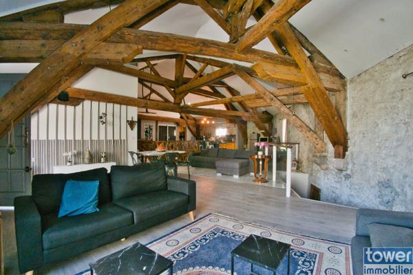 AFFAIRE à saisir ! Somptueuse maison en pierre intégralement restaurée - 343 m²- 10 pièces