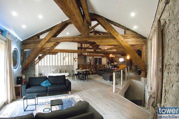 AFFAIRE à saisir ! Somptueuse maison en pierre intégralement restaurée - 343 m²- 10 pièces