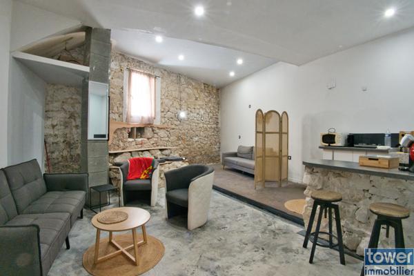 AFFAIRE à saisir ! Somptueuse maison en pierre intégralement restaurée - 343 m²- 10 pièces