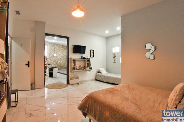 AFFAIRE à saisir ! Somptueuse maison en pierre intégralement restaurée - 343 m²- 10 pièces