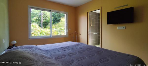 Magnifique maison de 2014 avec 4 chambres et 1,6 hectare.