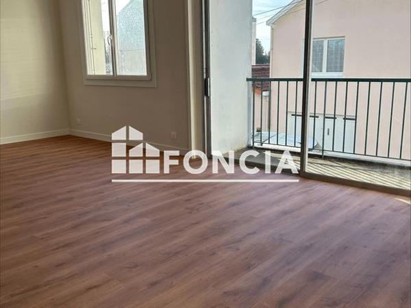 Location Appartement 4 pièces 77 m² - 5 IMPASSE RICHARD Niort 79000