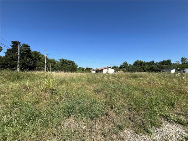 Terrain à vendre |  Castelsarrasin |  730 m²