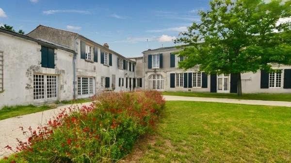 Maison 16 pièces - 436 m² Bien prestige