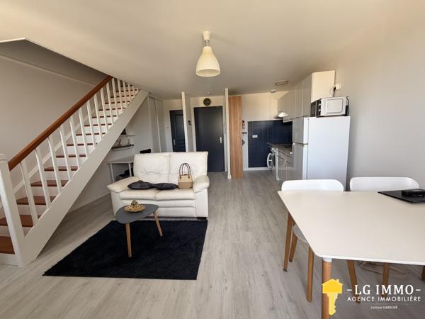 APPARTEMENT 50 M2, 2 CHAMBRES, CENTRE-VILLE, COMMERCES À PIEDS