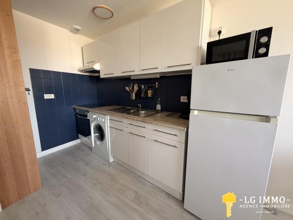 APPARTEMENT 50 M2, 2 CHAMBRES, CENTRE-VILLE, COMMERCES À PIEDS