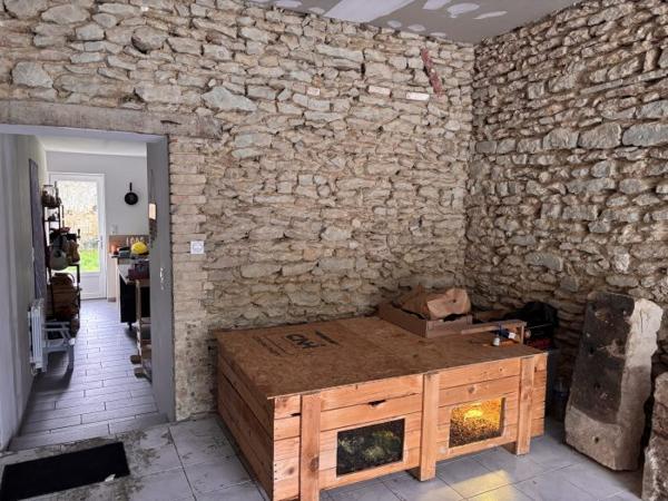 Maison ancienne Beaumont-sur-Sarthe 270 m²