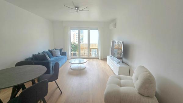 Appartement à louer 3 pièces PARIS 15EME ARRONDISSEMENT (75)