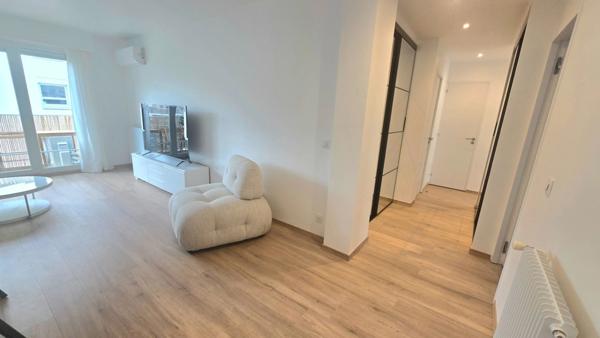 Appartement à louer 3 pièces PARIS 15EME ARRONDISSEMENT (75)