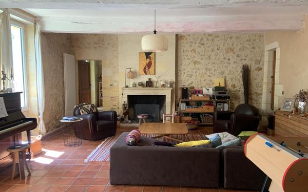 Maison à vendre    8 pièces •  Créon