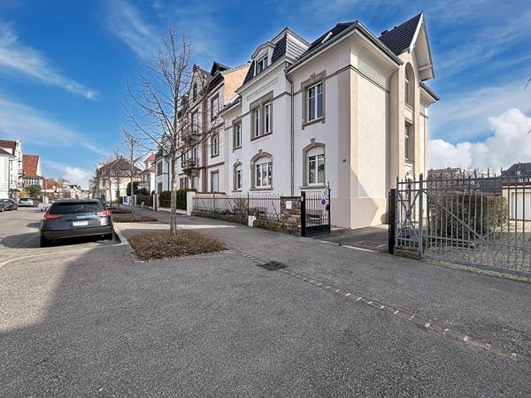 Maison de maître 11 pièces 250 m2