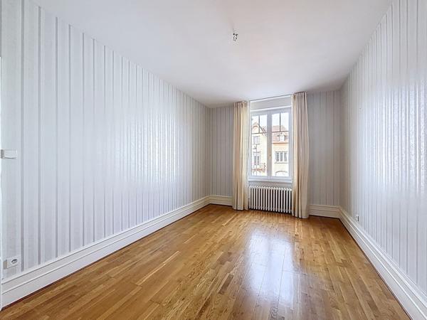 Maison de maître 11 pièces 250 m2