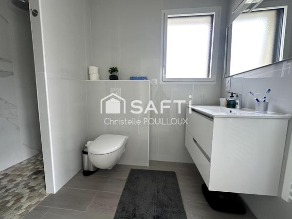 Maison neuve, 4 chambres, 2 SDB, garage isolé