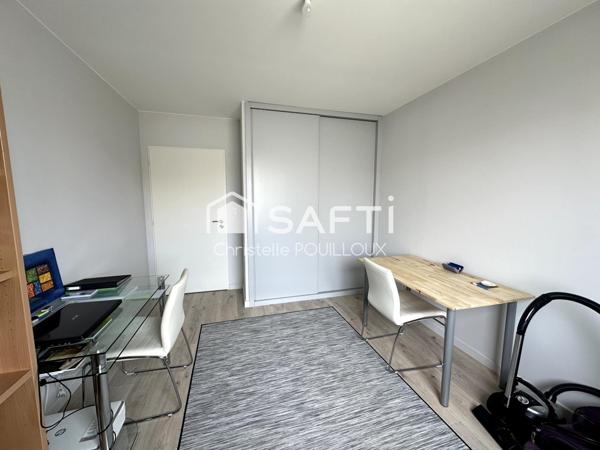 Maison neuve, 4 chambres, 2 SDB, garage isolé