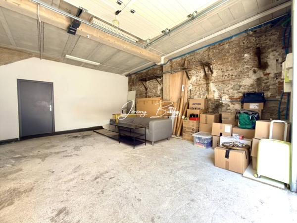 Immeuble à vendre 6 pièces de 110 m²